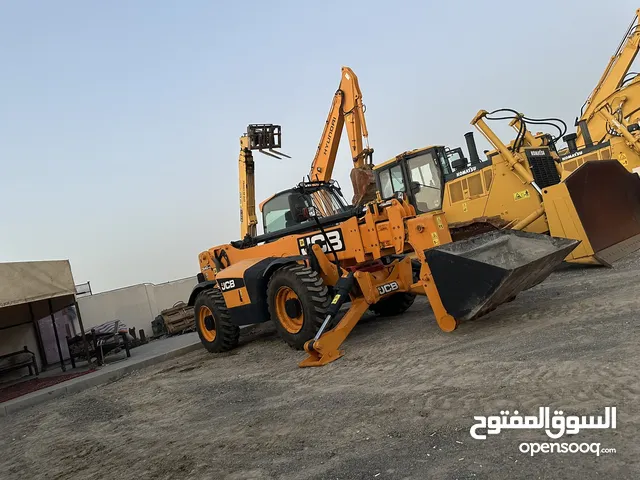 2010 Other Construction Equipments in Sharjah