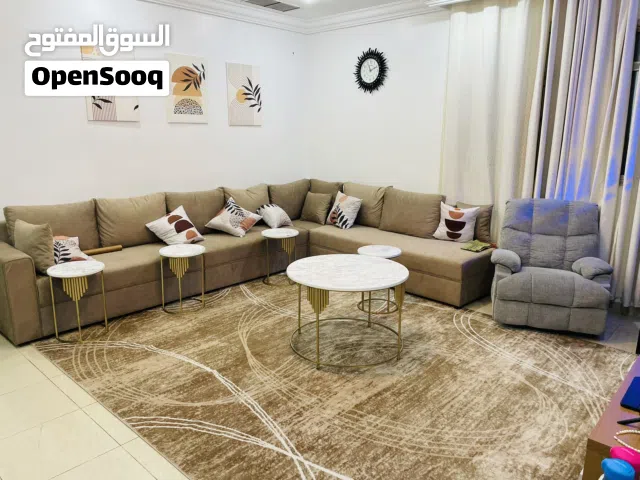 Sofa set ( almost New)