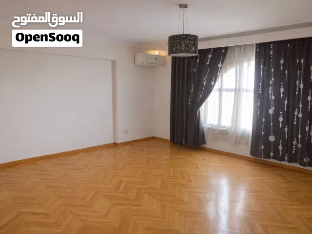 شقة مميزة 222 متر للبيع كاش في دجلة المعادي