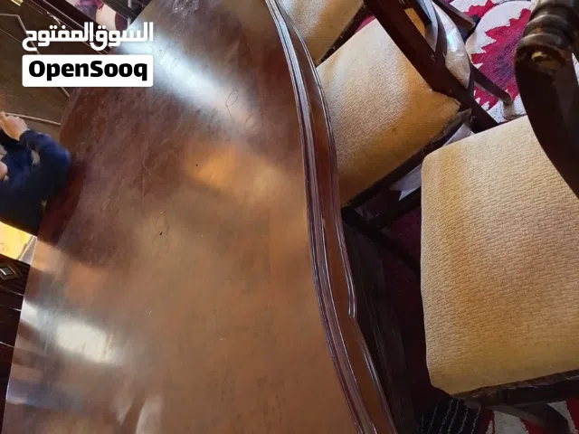 غرفة سفره كاملها مع فضيه كضائه مع دنسوار خشب زان اربد شارع ايدون