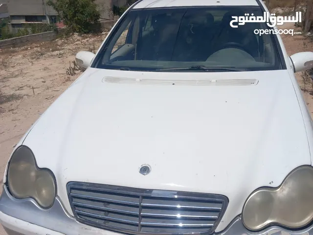 مرسيدس بنز (C_W203)