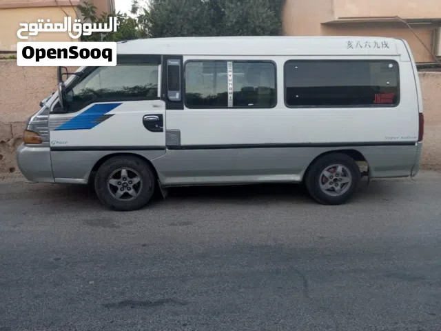 2000 هيونداي H 100