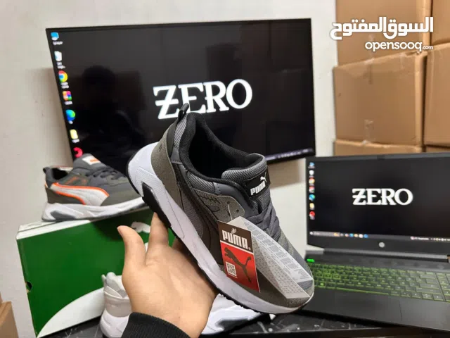 40 Others in Istanbul