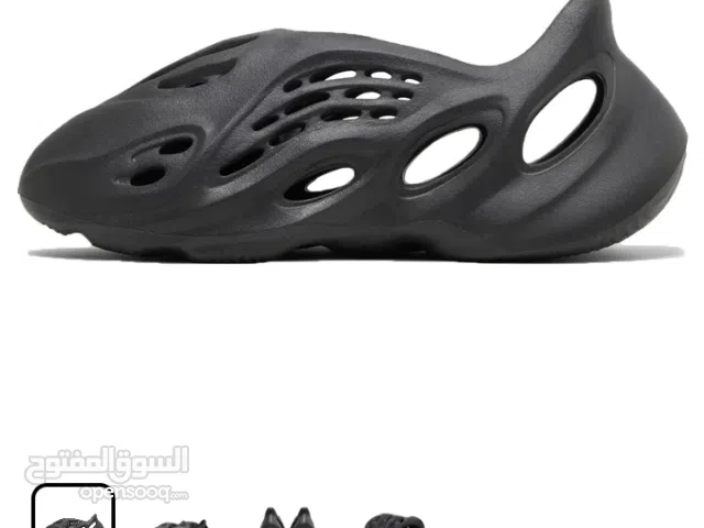 41 Sport Shoes in Hawally