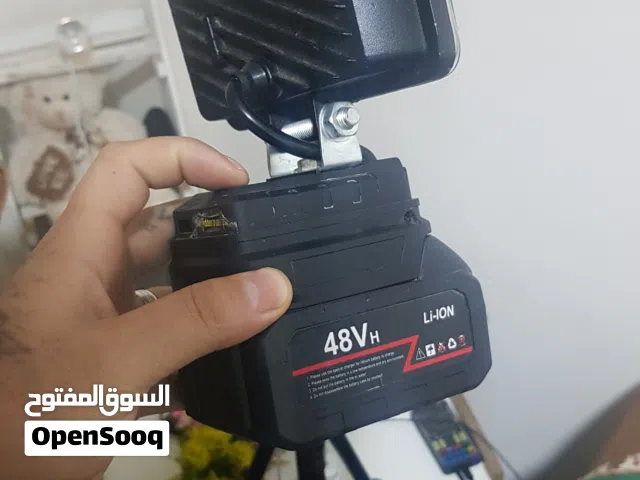 كشاف قوي جدا قابل لشحن 48v