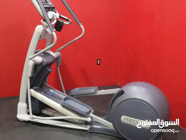 amazing Precor cross EFX 54 in gear condition 2500 Dhs