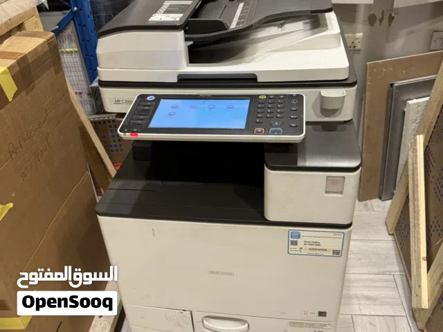 عدد خمس طابعات مستعملة للبيع