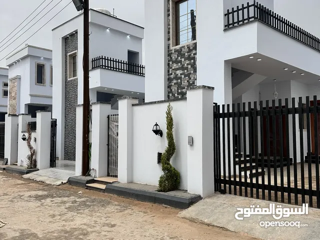 175m2 3 Bedrooms Townhouse for Sale in Tripoli Khallet Alforjan