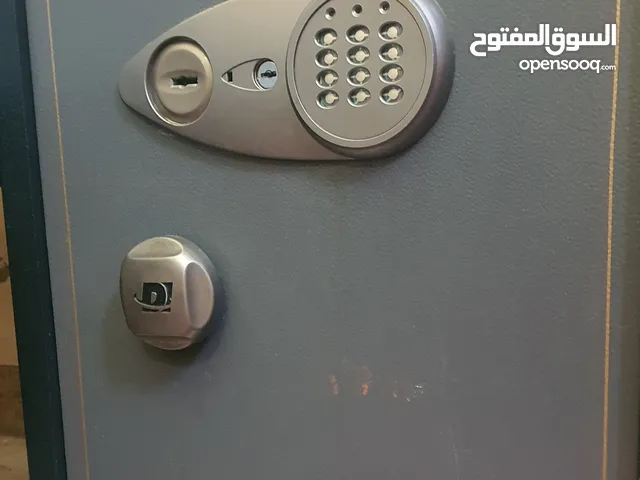قاصة شبه الوكالة للبيع