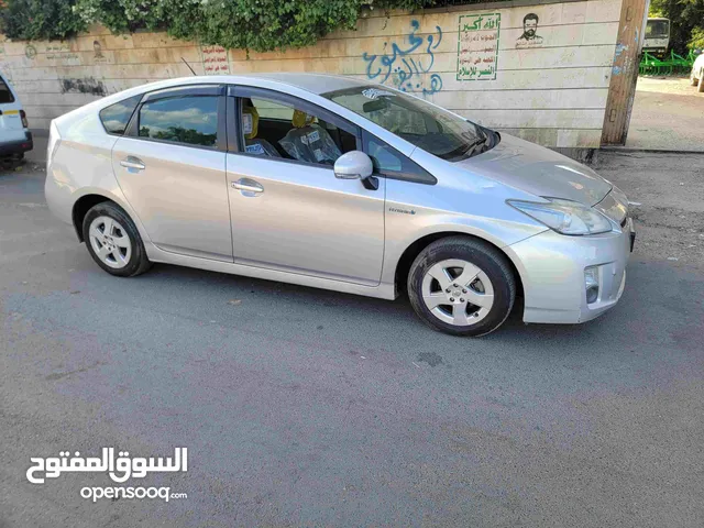 Used Toyota Prius in Sana'a