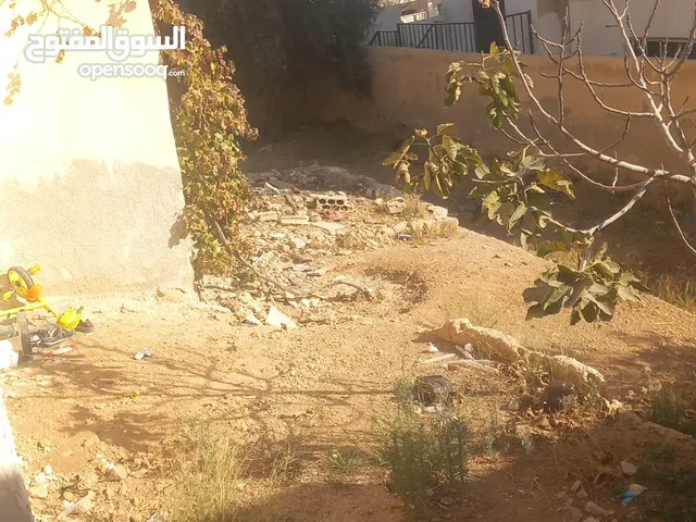 89 m2 3 Bedrooms Townhouse for Sale in Zarqa Jabal Al Ameer Hasan