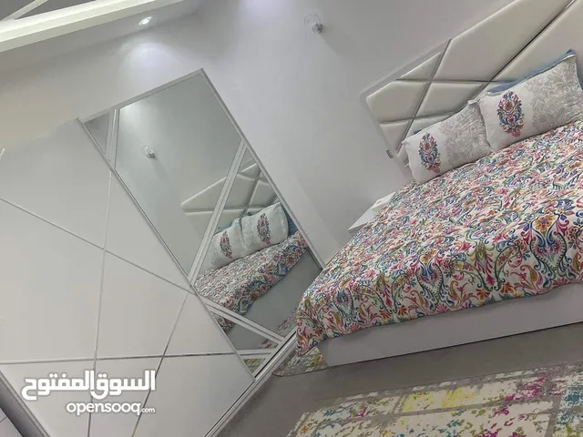 155m2 4 Bedrooms Apartments for Sale in Tripoli Ain Zara