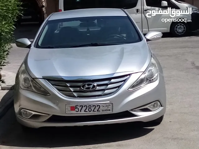 Urgent sale Hyundai sonata 2013