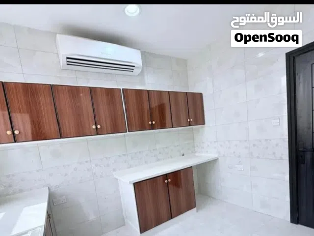 شقه للايجار في ابوظبي مدينه ( الرياض)