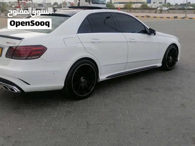 للبيع مرسيدس E300  قمة فنظافه  مديل 2010 محول الى E63 2016 مع وجود تصريح مسجل اقرا الوصف فالاعلان