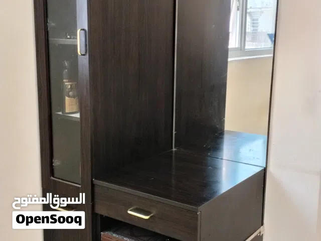 Dresing table with mirror