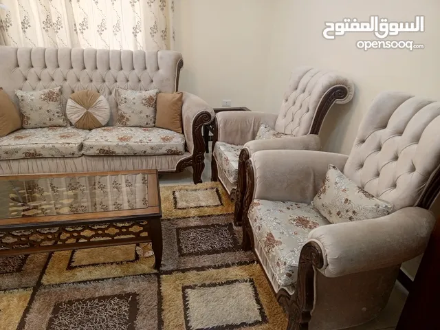 طقم كنب تفصيل للبيع
