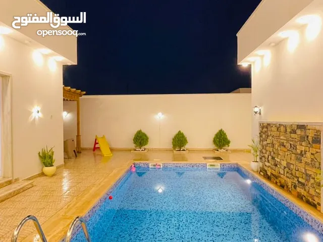 165 m2 3 Bedrooms Villa for Sale in Tripoli Tajura