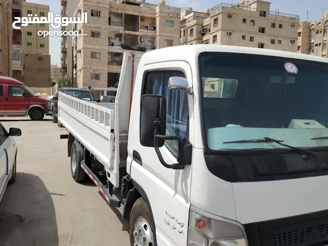 Used Mitsubishi Canter in Farwaniya