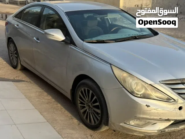 2013 Hyundai Sonata Blue