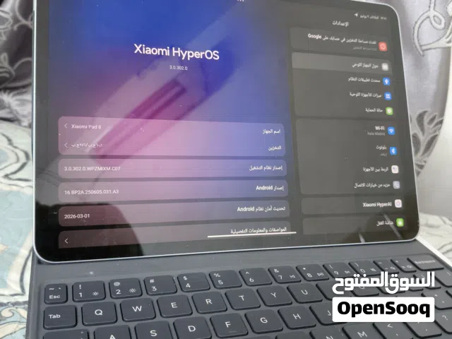 شاومي باد 8 ذاكرة 256 حجم 11.2 رام 8 ملحقات كاملة عدا القلم جهاز شخط مابي استعمال 3 اسابيع فقط