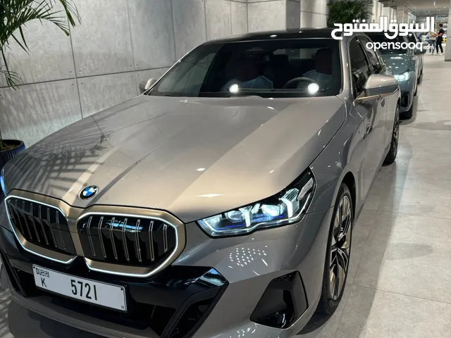 Bmw 520 2024 /- رود كينجز لتاجير السيارات