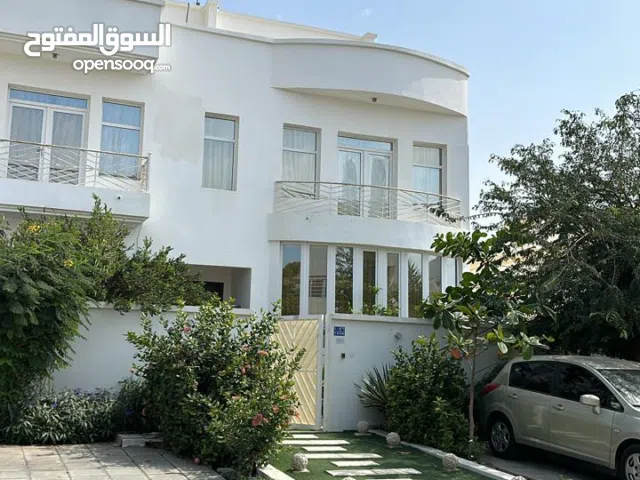 100 m2 2 Bedrooms Apartments for Rent in Muscat Seeb
