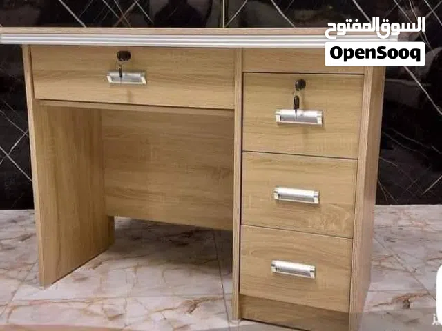 ميز مكتب ماستر