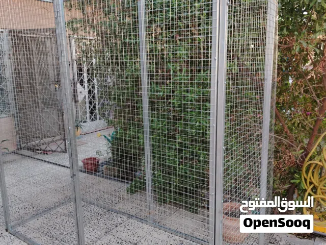 قفص طيور  كبير حجم نزال تقريبا 75سم ارتفاع 2 متر واجهه 2 متر حديد مغلون كله براغي مو لحيم سبع