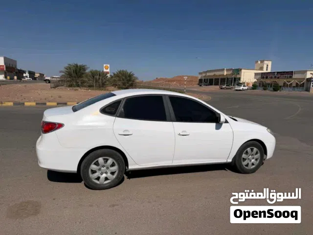 2010 هيونداي النترا SE