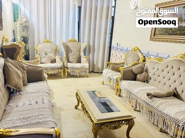 تخم مصري جديد مستعمل عشر مقاعد مع طبله مع ساعه مصري للبيع