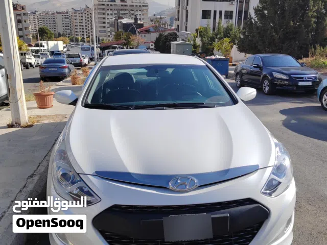 سوناتا هايبرد 2012