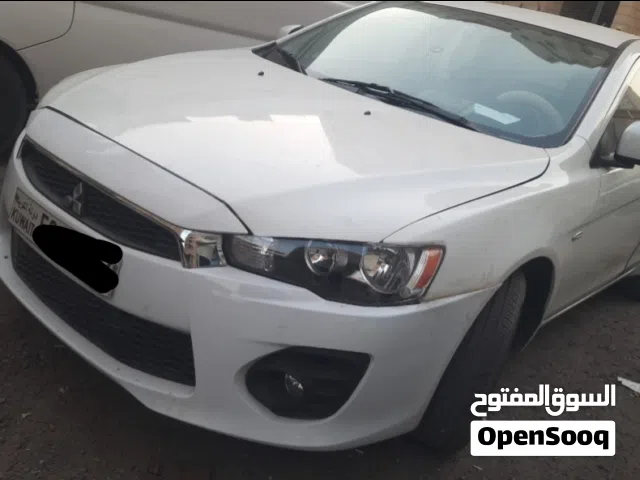 2017 ميتسوبيشي لانسر Standard