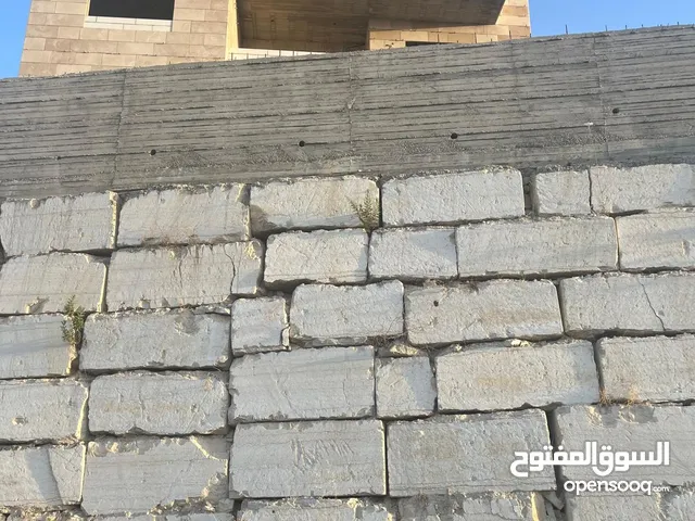 180 m2 5 Bedrooms Apartments for Sale in Nablus Beit Iba