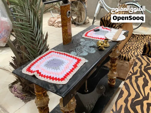 قنفات وميز للبيع