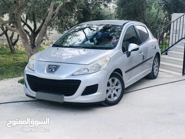 بيجو 207 سكني