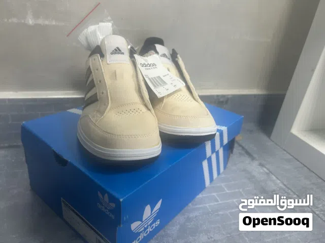 It cost 150 it is original