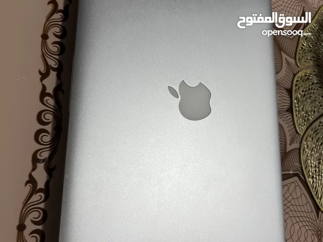 MacBook Pro 2015 الجهاز بحالة الوكاله