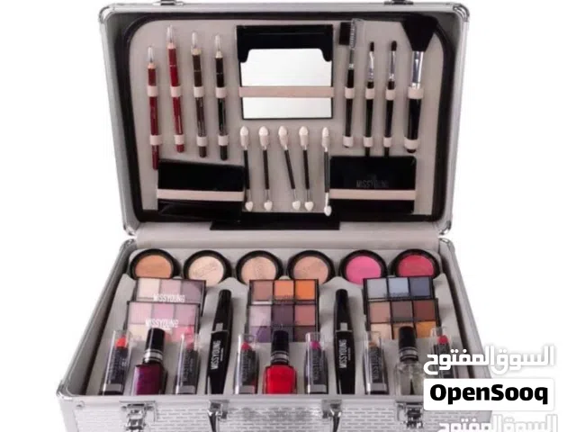 شتته مكياج جديده