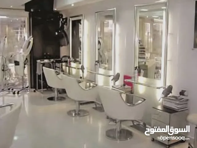صالون سيدات للبيع خلدا موقع مميز جدا جدا.داخل منطقة سكنية مكتظة .