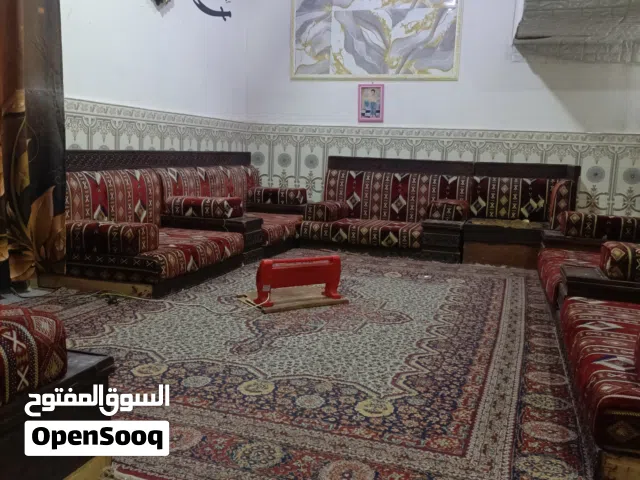 بيت للبيع بدايه نزله شارع زين العابدين قريب على الشارع الأربع سايدات