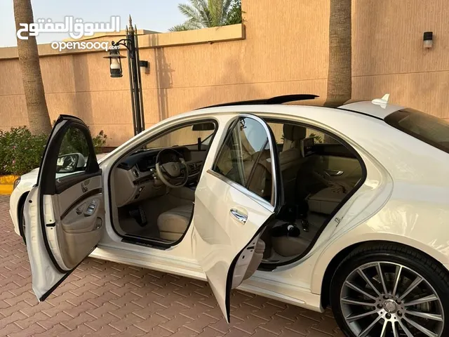 Mercedes Benz S-Class 2015 in Al Riyadh