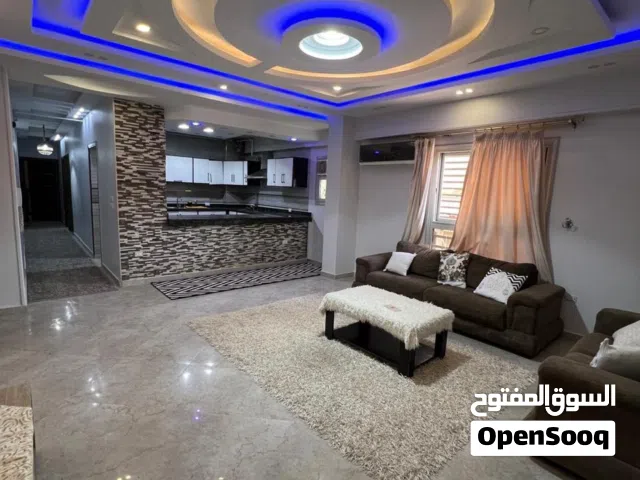 440 m2 5 Bedrooms Apartments for Rent in Giza Sheikh Zayed