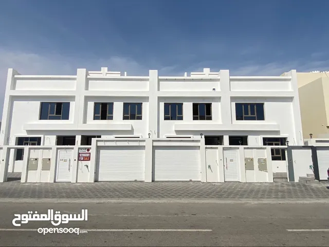 405 m2 5 Bedrooms Villa for Sale in Muscat Al Khoud