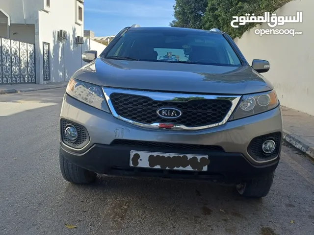 Used Kia Sorento in Tripoli