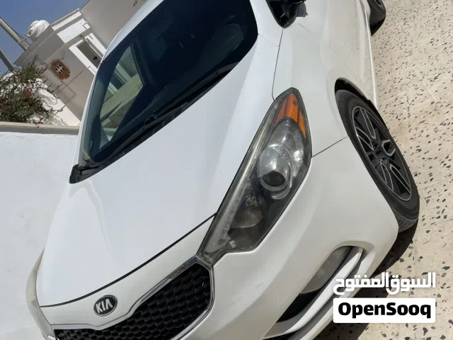 2015 كيا K3 Standard