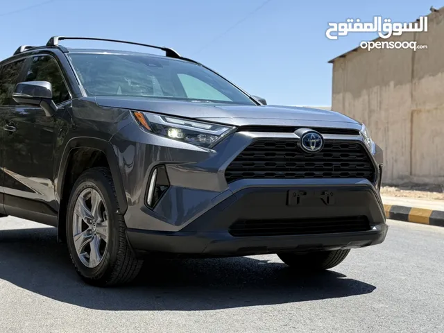 تويوتا راف فور ((2024)) فورويل.. حره.. شبه زيرو.. بحالة الوكاله.. بسعر مغري..