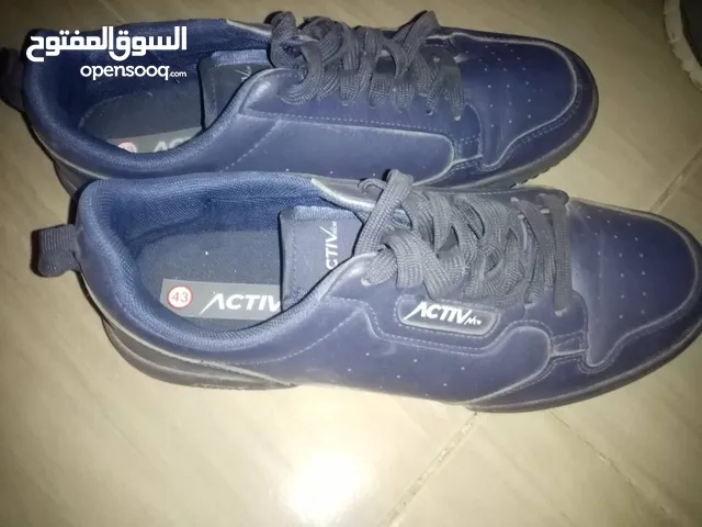 حذاء اكتيف مقاس 43 للبيع