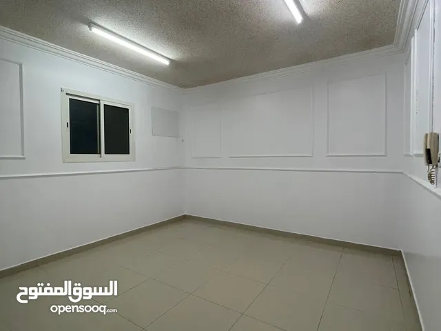 280 m2 More than 6 bedrooms Apartments for Rent in Al Riyadh Ad Dar Al Baida