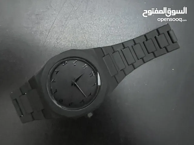 ساعة ترند العالم. الفخامه  للبيع السعر 75د